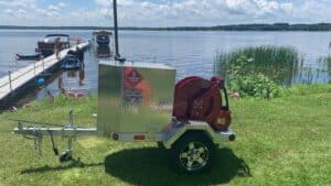 Read more about the article Robinson’s new portable fuel trailer is a hit at the lake